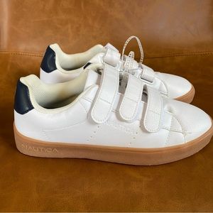NWT Nautica White Navy Velcro Sneakers “Birchbay” Women's 6.5